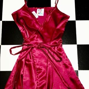 Omighty omweekend wrap dress